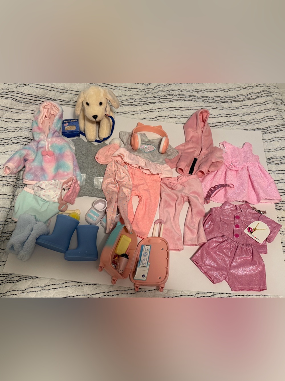 18” Doll Clothes Lot - 6 Outfits and Accessories